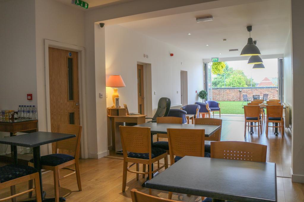 נורת'המפטון Oscar Lodge מראה חיצוני תמונה