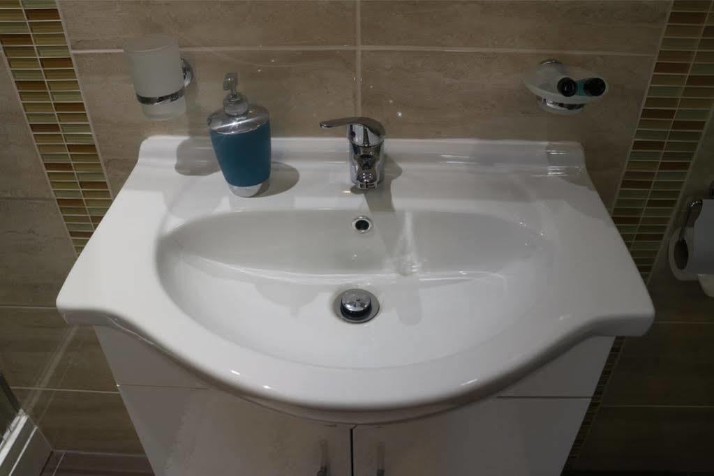 נורת'המפטון Oscar Lodge מראה חיצוני תמונה
